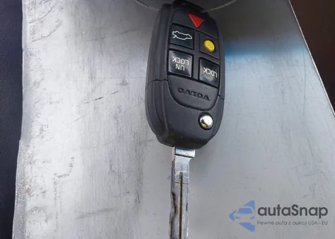 2011 Volvo Xc90 3.2 from USA, damaged, VIN YV4952CZ2B1577329